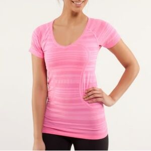 Lululemon Run: Swiftly Tech V Neck Size 4